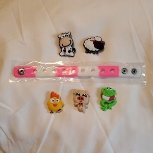 NEW 5 PIECE FARM ANIMAL CROC CHARM JIBBITZ W/BAND
